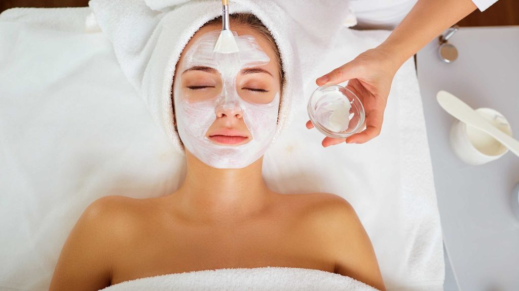 The Ultimate Guide to Anti-Aging Facials: What’s Right for&nbsp;You?